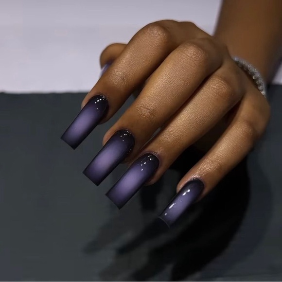 New balance - Picture 3 of 4